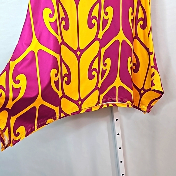 Hula Bay Purple & Yellow Top Size M - Picture 4 of 6